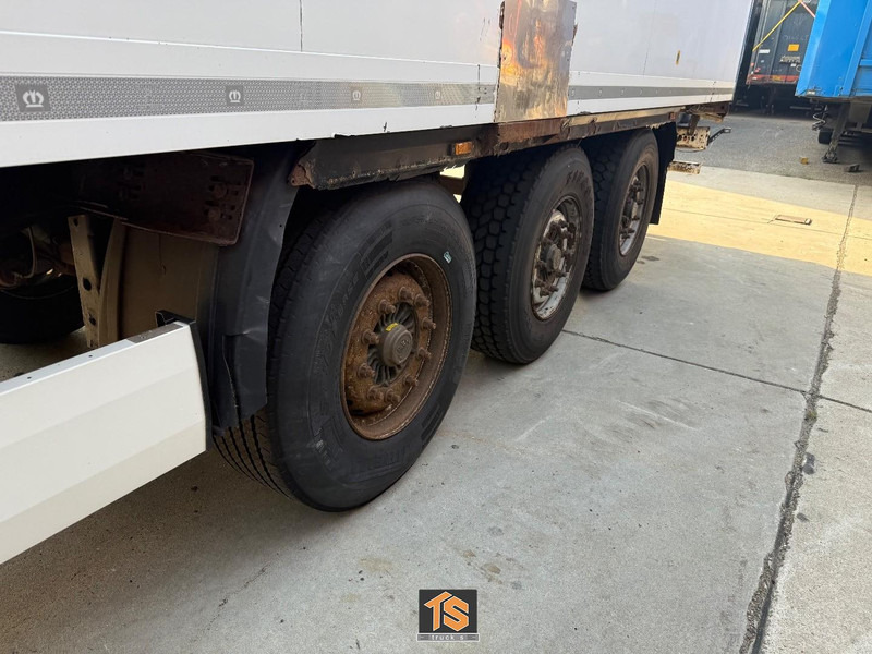 Krone COOL LINER CARRIER VECTOR 1550 - DISC BRAKES - TOP! - Kühlkoffer Auflieger: das Bild 2 Krone COOL LINER CARRIER VECTOR 1550 - DISC BRAKES - TOP! - Kühlkoffer Auflieger: das Bild 2