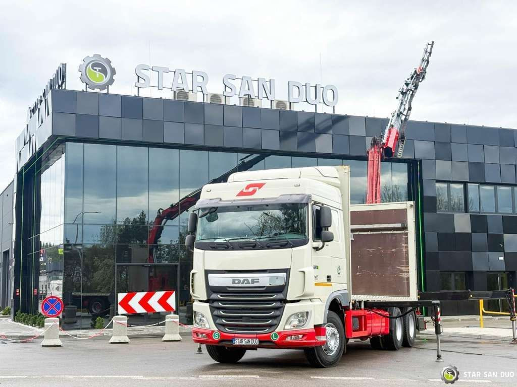 DAF XF 440 6x2 Fassi F365 FLY JIBCranePallet Grippe - Autokran: das Bild 4 DAF XF 440 6x2 Fassi F365 FLY JIBCranePallet Grippe - Autokran: das Bild 4