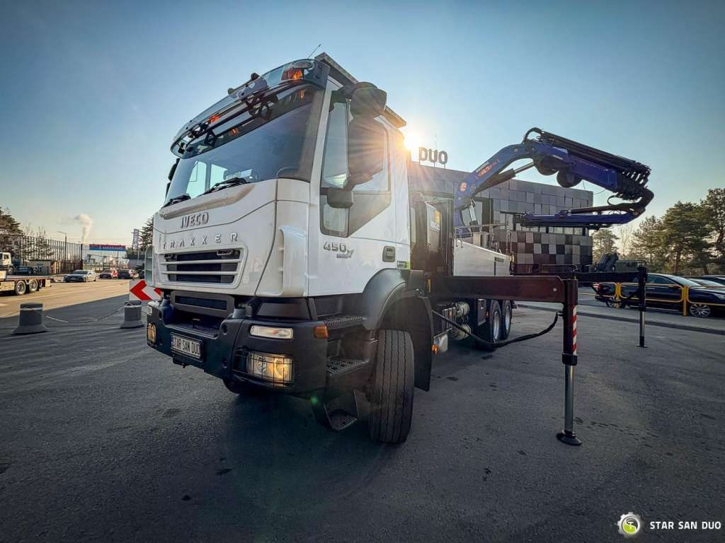 Iveco TRAKKER 450 6x6 PM41S FLY JIB Crane Kipper - Autokran: das Bild 4 Iveco TRAKKER 450 6x6 PM41S FLY JIB Crane Kipper - Autokran: das Bild 4