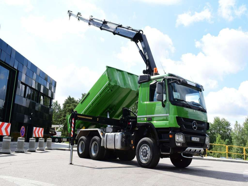 Mercedes-Benz ACTROS 3346 6x6 HIAB 244EP-4 Crane Kipper - Kipper: das Bild 2 Mercedes-Benz ACTROS 3346 6x6 HIAB 244EP-4 Crane Kipper - Kipper: das Bild 2