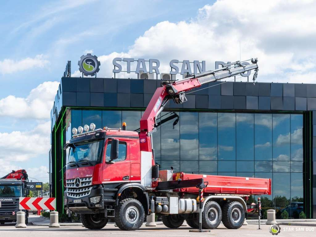 Mercedes-Benz AROCS 3345 6x6 HMF 3220 Winch Crane tipper - Autokran: das Bild 3 Mercedes-Benz AROCS 3345 6x6 HMF 3220 Winch Crane tipper - Autokran: das Bild 3