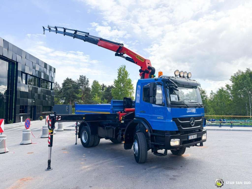 Mercedes-Benz AXOR 1833 4x4 Palfinger PK 22002 EH Crane Winch - Kipper: das Bild 2 Mercedes-Benz AXOR 1833 4x4 Palfinger PK 22002 EH Crane Winch - Kipper: das Bild 2