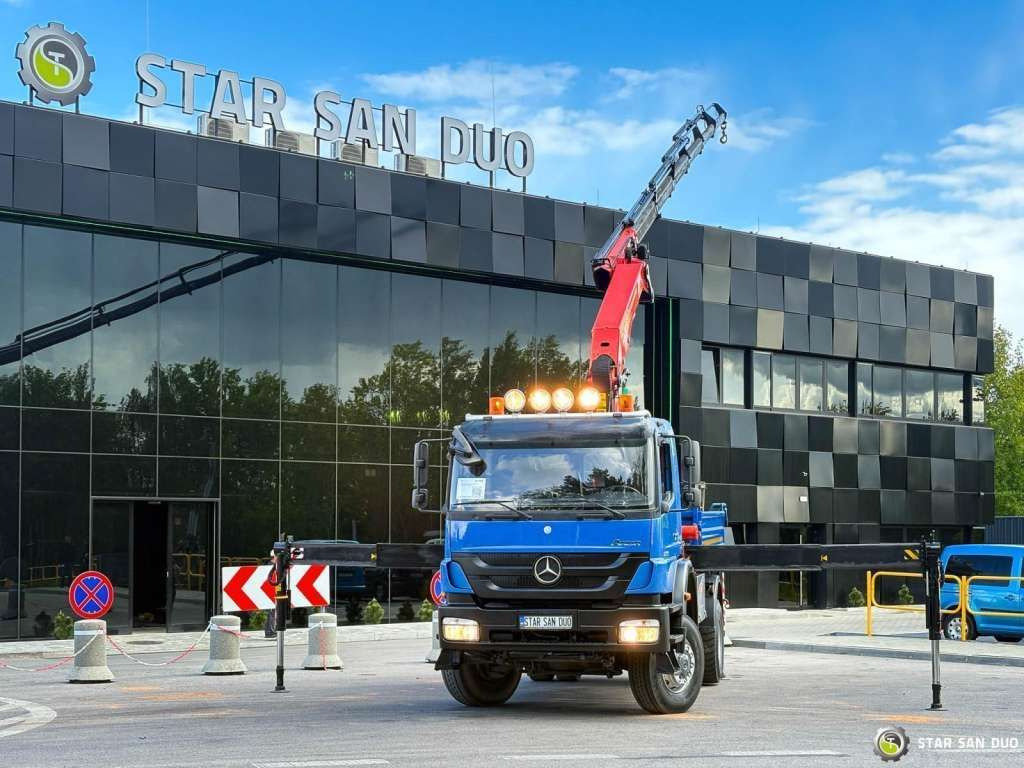 Mercedes-Benz AXOR 1833 4x4 Palfinger PK 22002 EH Crane Winch - Kipper: das Bild 3 Mercedes-Benz AXOR 1833 4x4 Palfinger PK 22002 EH Crane Winch - Kipper: das Bild 3