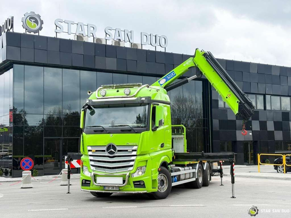 Mercedes-Benz Actros 6x2 HMF 3220 K7 Crane Mercedes-Benz Actros 6x2 HMF 3220 K7 Crane - Autokran, Pritsche LKW: das Bild 5 Mercedes-Benz Actros 6x2 HMF 3220 K7 Crane Mercedes-Benz Actros 6x2 HMF 3220 K7 Crane - Autokran, Pritsche LKW: das Bild 5
