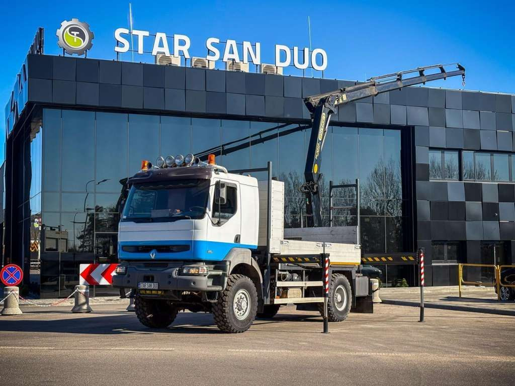 Renault KERAX 270 4x4 PALFINGER PK 16502 CRANE WINCH - Autokran, Pritsche LKW: das Bild 1 Renault KERAX 270 4x4 PALFINGER PK 16502 CRANE WINCH - Autokran, Pritsche LKW: das Bild 1