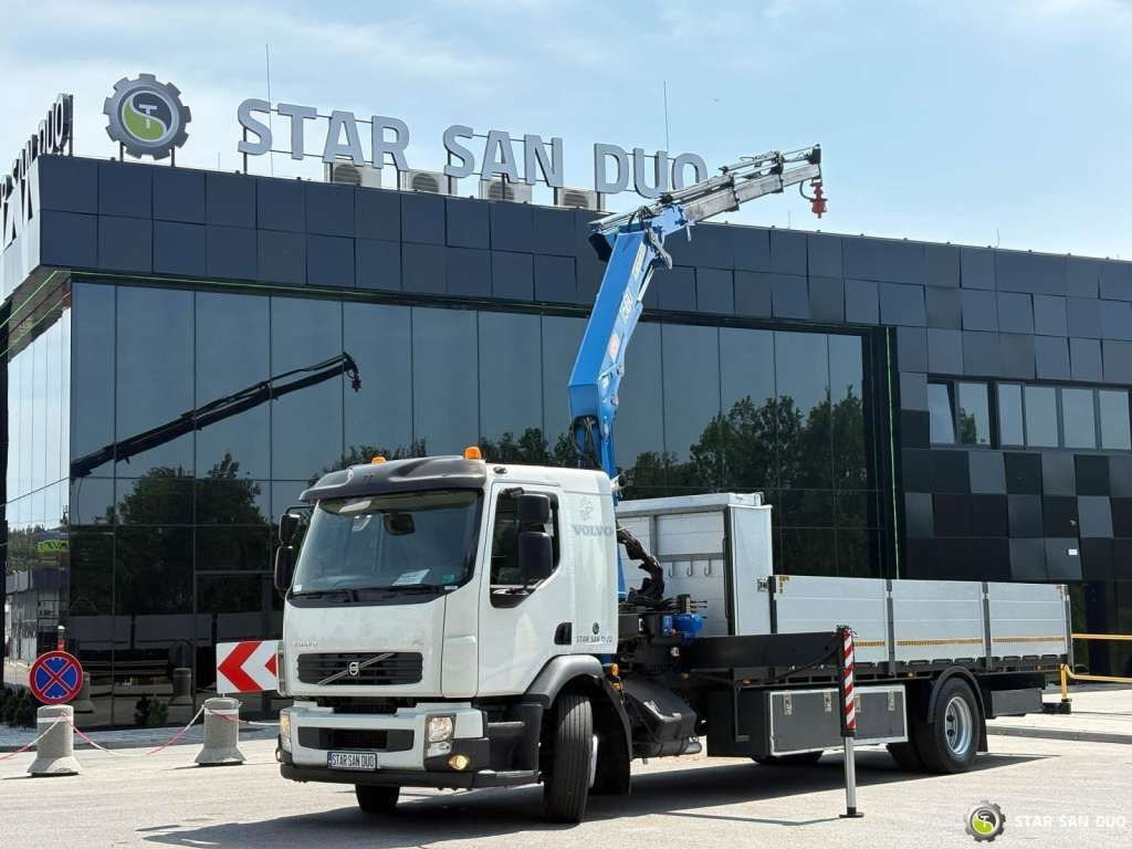 Volvo FE 240 4x2 HMF 1560 K3 HDS Rotator Crane Kran - Autokran: das Bild 1 Volvo FE 240 4x2 HMF 1560 K3 HDS Rotator Crane Kran - Autokran: das Bild 1