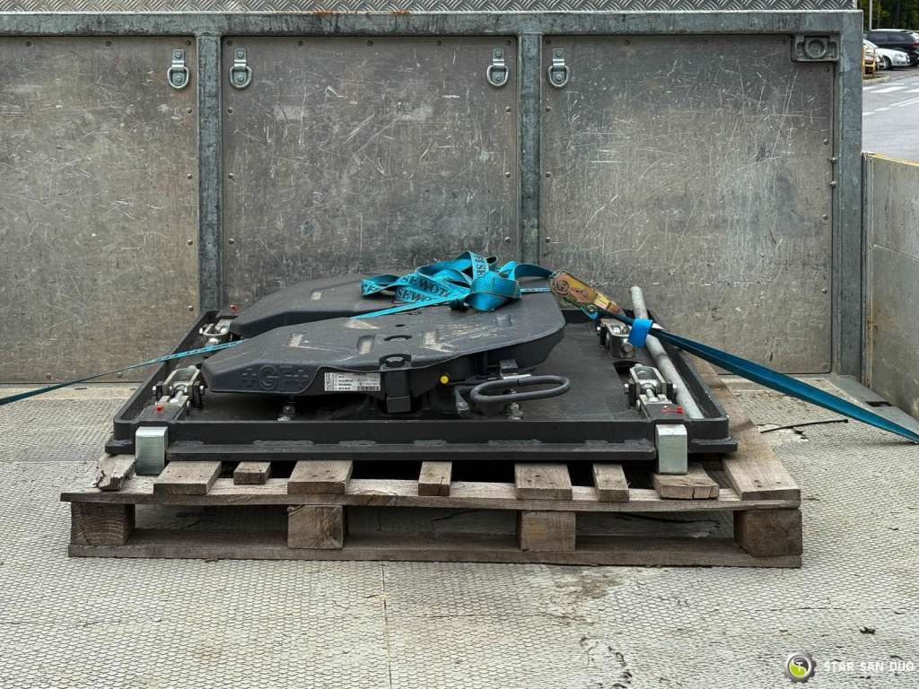 Autokran Volvo  FM 460 6x4x4 HMF 3220 Crane HDS: das Bild 29