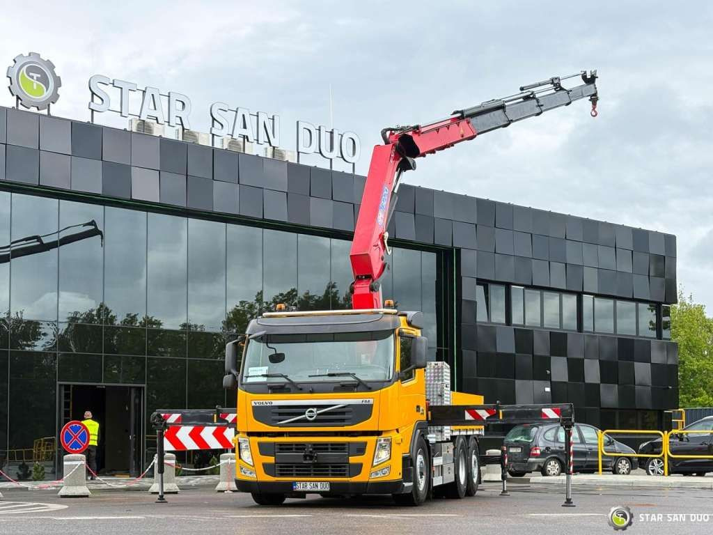 Volvo FM 460 6x4x4 HMF 3220 Crane HDS - Autokran: das Bild 1 Volvo FM 460 6x4x4 HMF 3220 Crane HDS - Autokran: das Bild 1