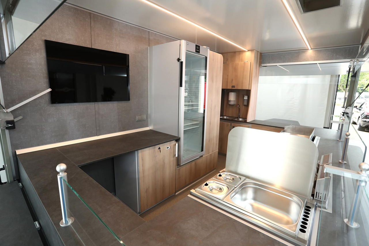 Verkaufsanhänger BORCO HÖHNS - Verkaufsanhänger: das Bild 2 Verkaufsanhänger BORCO HÖHNS - Verkaufsanhänger: das Bild 2