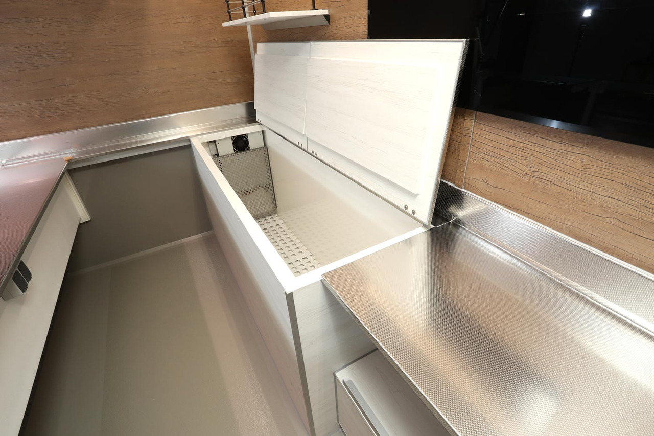 Verkaufsanhänger BORCO HÖHNS - Verkaufsanhänger: das Bild 4 Verkaufsanhänger BORCO HÖHNS - Verkaufsanhänger: das Bild 4