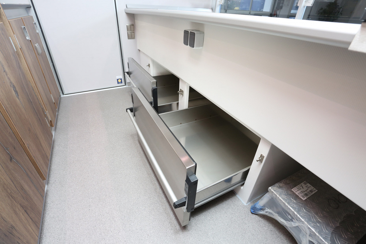 Verkaufsanhänger BORCO HÖHNS - Verkaufsanhänger: das Bild 4 Verkaufsanhänger BORCO HÖHNS - Verkaufsanhänger: das Bild 4