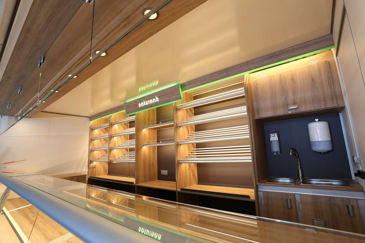 Verkaufsanhänger BORCO HÖHNS - Verkaufsanhänger: das Bild 5 Verkaufsanhänger BORCO HÖHNS - Verkaufsanhänger: das Bild 5