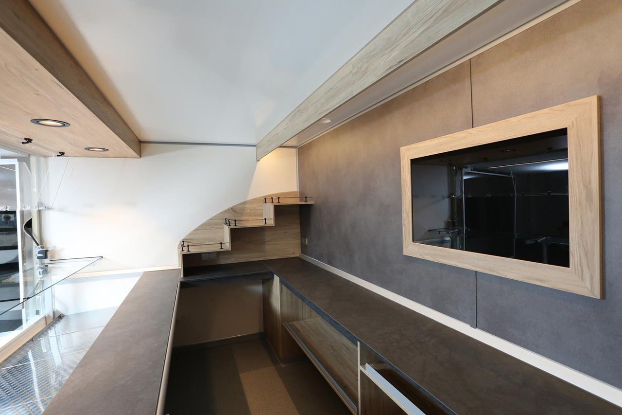 Verkaufsanhänger BORCO HÖHNS - Verkaufsanhänger: das Bild 3 Verkaufsanhänger BORCO HÖHNS - Verkaufsanhänger: das Bild 3