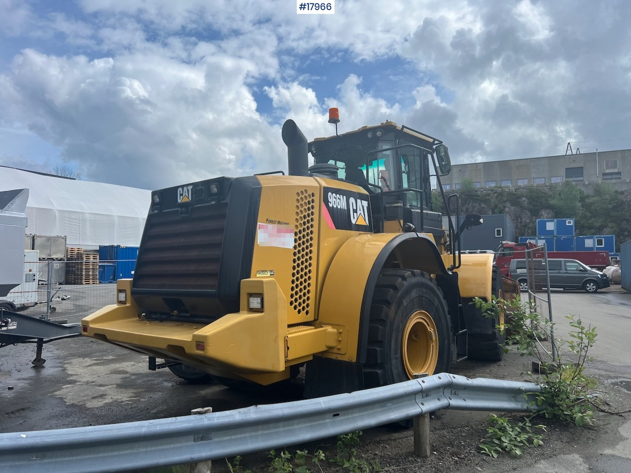 Radlader Caterpillar 966M: das Bild 7