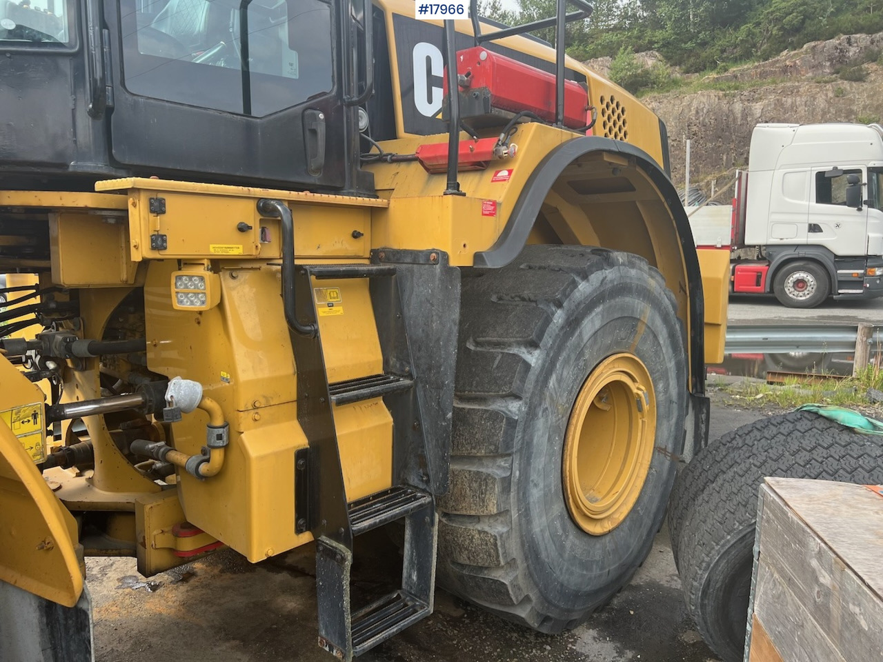 Radlader Caterpillar 966M: das Bild 35
