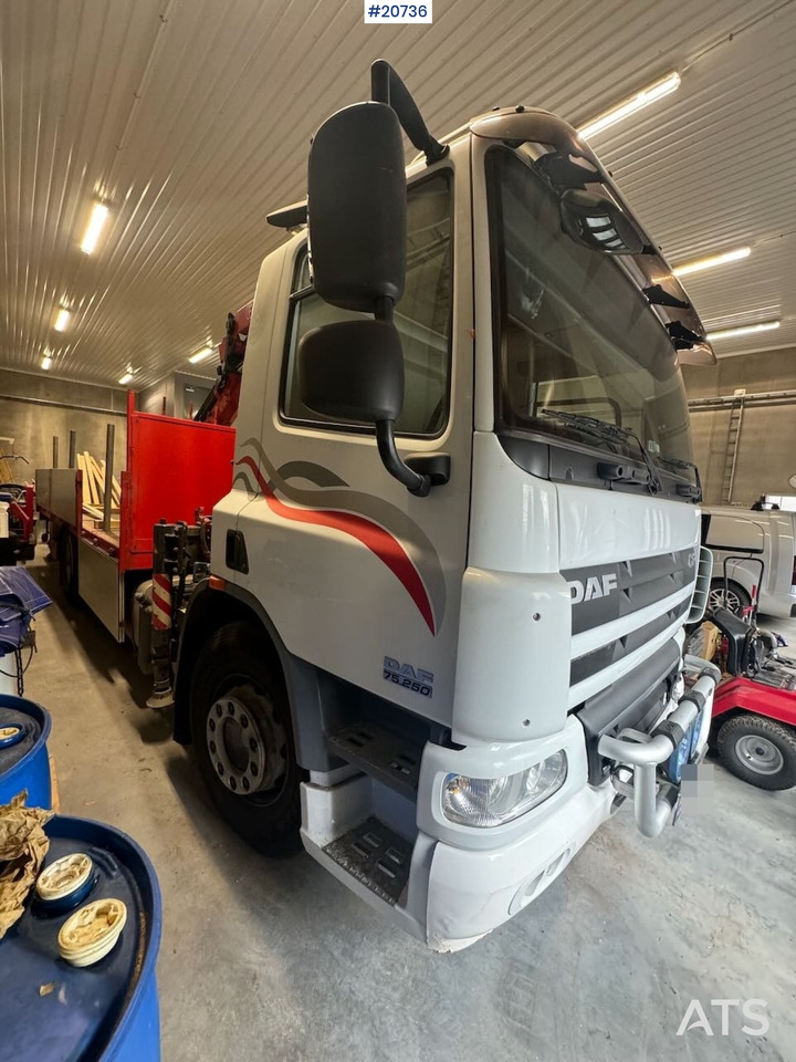 DAF CF75.250 - Pritsche LKW, Autokran: das Bild 5 DAF CF75.250 - Pritsche LKW, Autokran: das Bild 5
