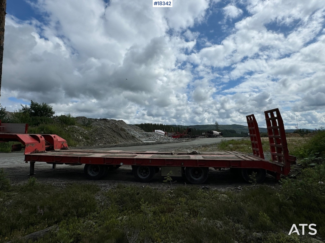 Damm 4SD - Autotransporter Auflieger: das Bild 5 Damm 4SD - Autotransporter Auflieger: das Bild 5