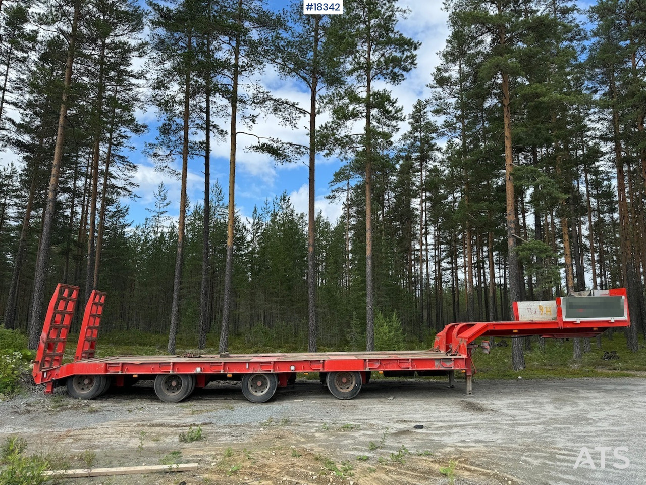 Damm 4SD - Autotransporter Auflieger: das Bild 1 Damm 4SD - Autotransporter Auflieger: das Bild 1