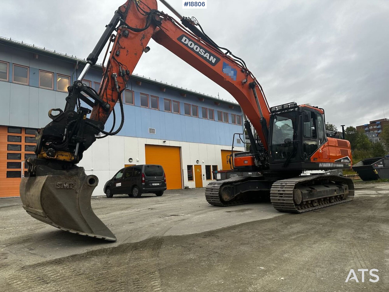 Bagger Doosan DX225LC: das Bild 1