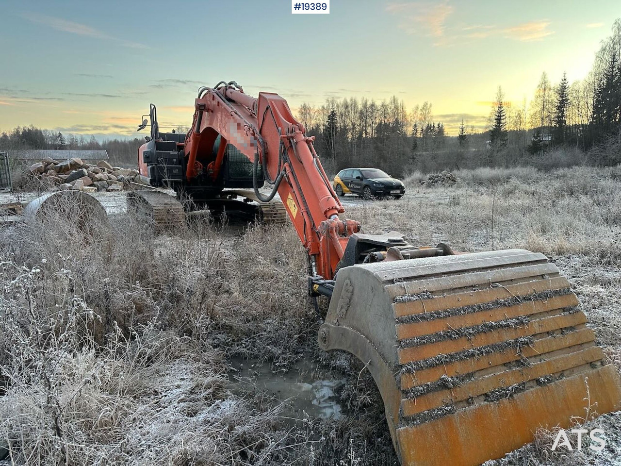 Hitachi ZX210LC-6 - Bagger: das Bild 4 Hitachi ZX210LC-6 - Bagger: das Bild 4