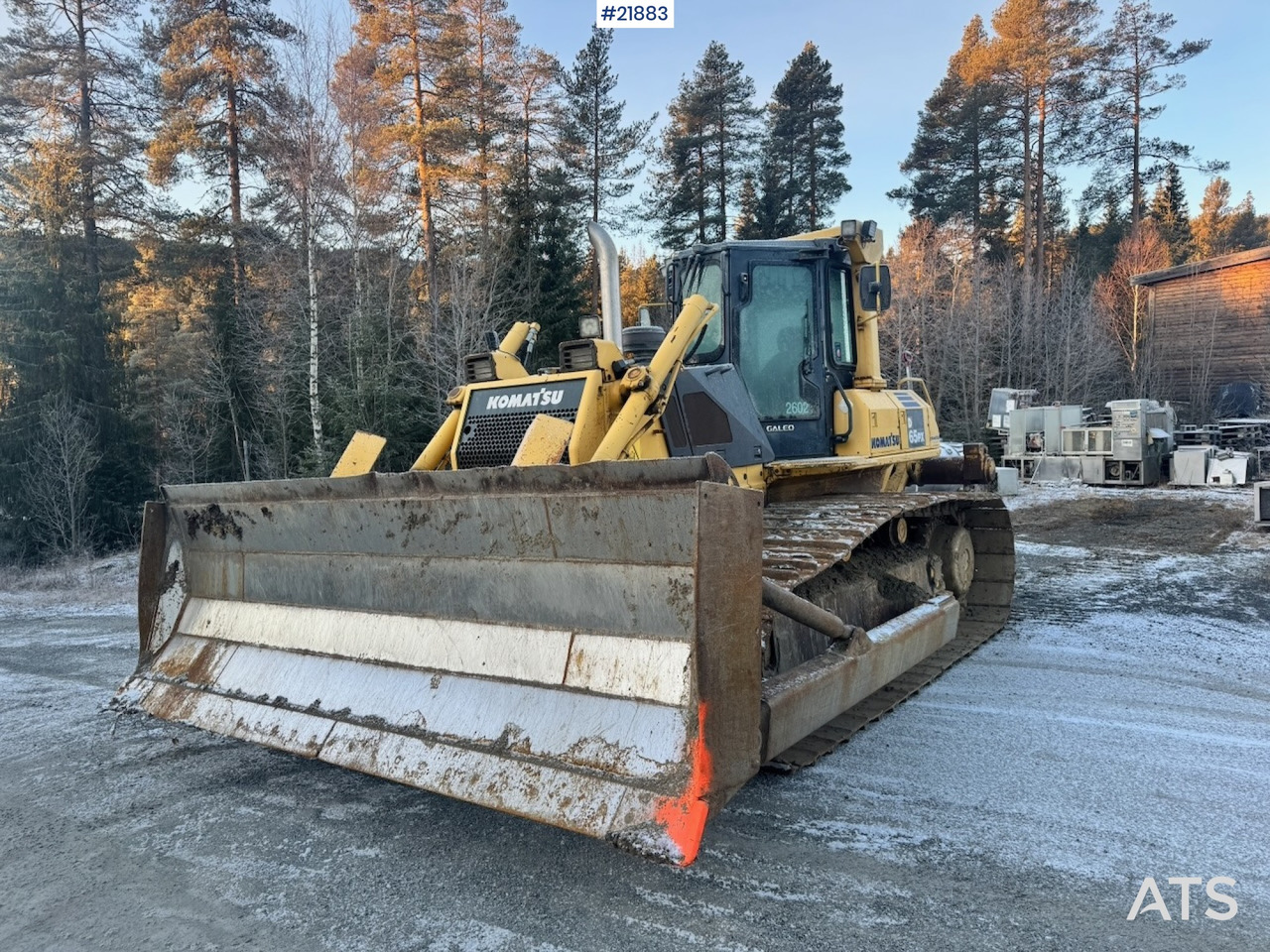 Komatsu D65 PX-15 - Bulldozer: das Bild 1 Komatsu D65 PX-15 - Bulldozer: das Bild 1