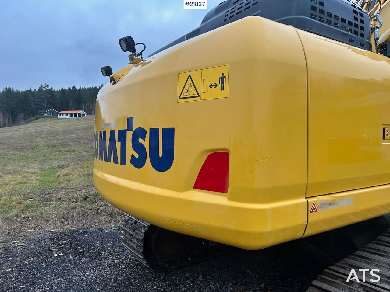 Komatsu PC240LC-11E0 Beltegraver m/ Rotortilt og Pusseskuffe - Kettenbagger: das Bild 5 Komatsu PC240LC-11E0 Beltegraver m/ Rotortilt og Pusseskuffe - Kettenbagger: das Bild 5