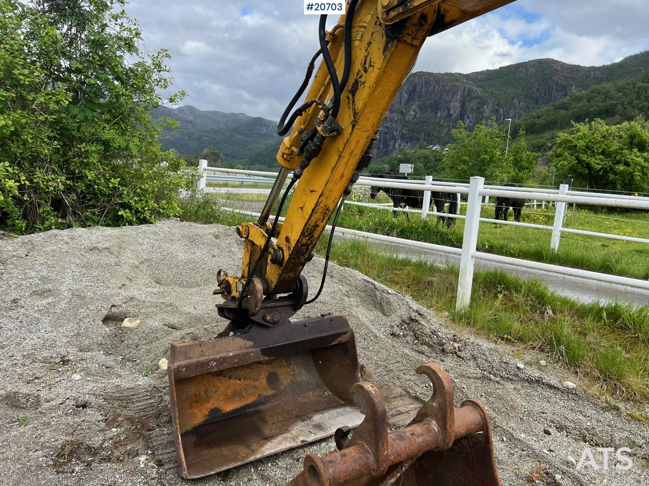 Bagger Komatsu PC75: das Bild 30
