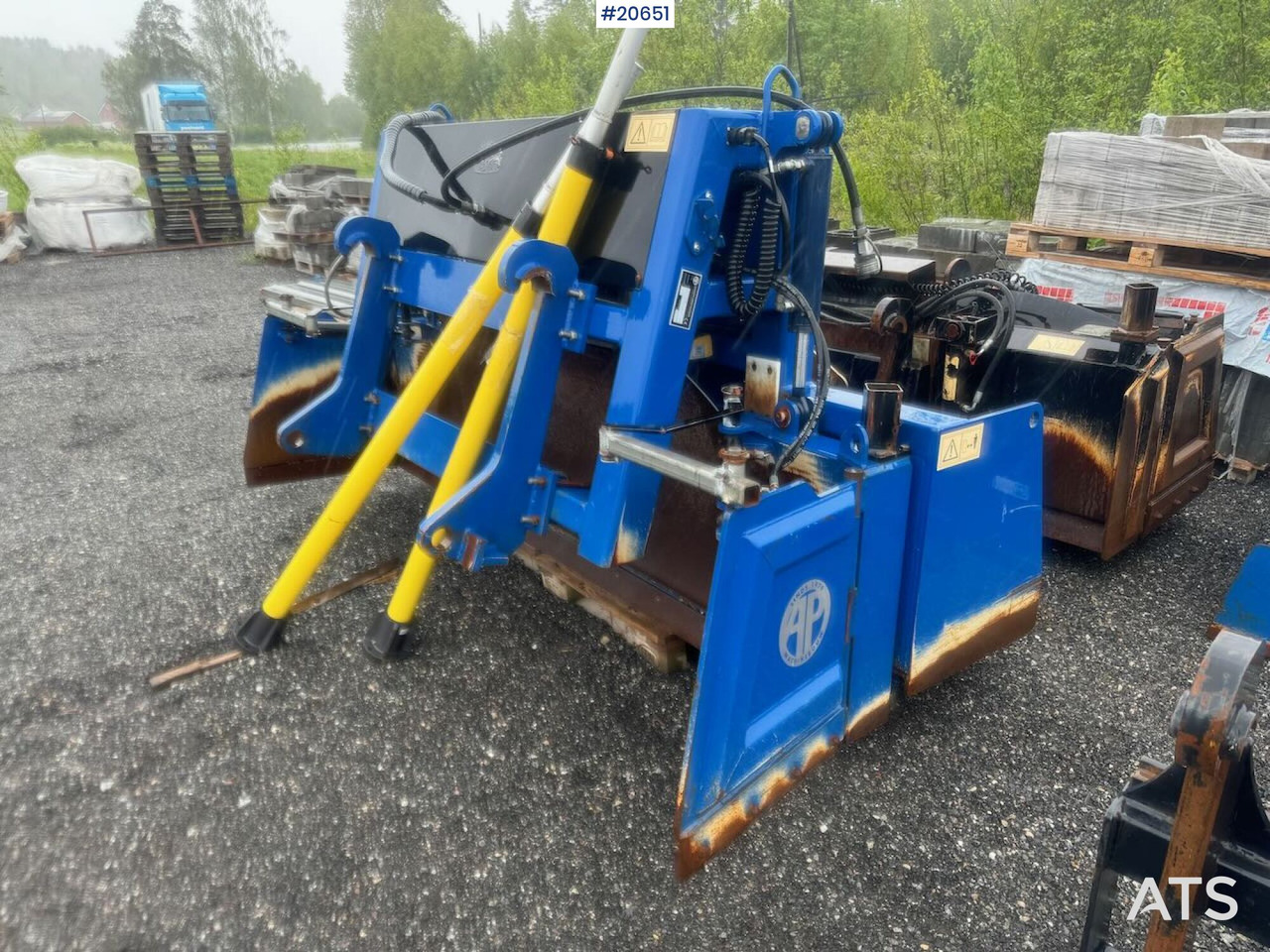 Lev 2450 - Radlader: das Bild 1 Lev 2450 - Radlader: das Bild 1