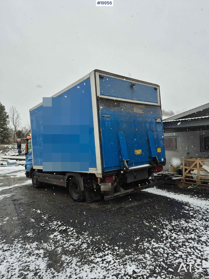 Mercedes 818 - Koffer LKW: das Bild 4 Mercedes 818 - Koffer LKW: das Bild 4