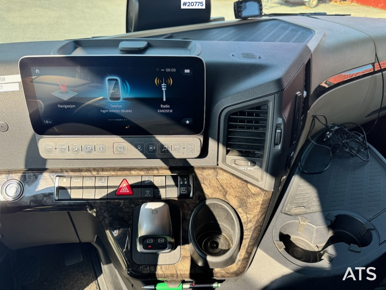 Koffer LKW Mercedes Actros: das Bild 33