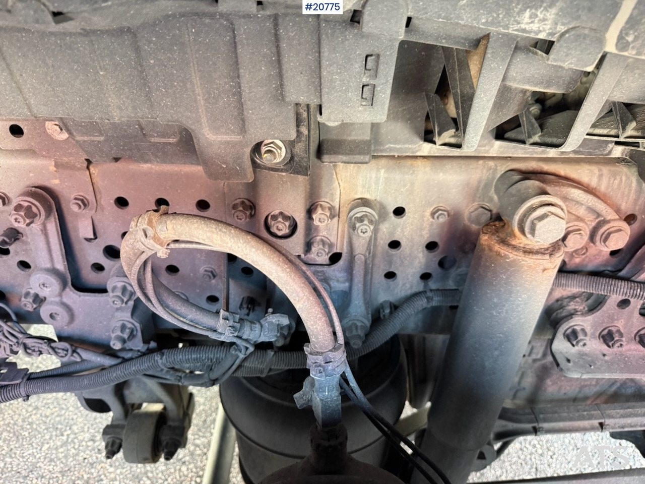 Koffer LKW Mercedes Actros: das Bild 14