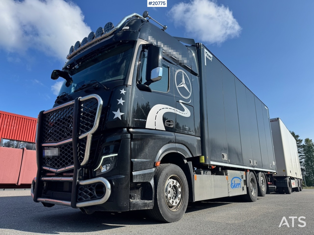 Koffer LKW Mercedes Actros: das Bild 11