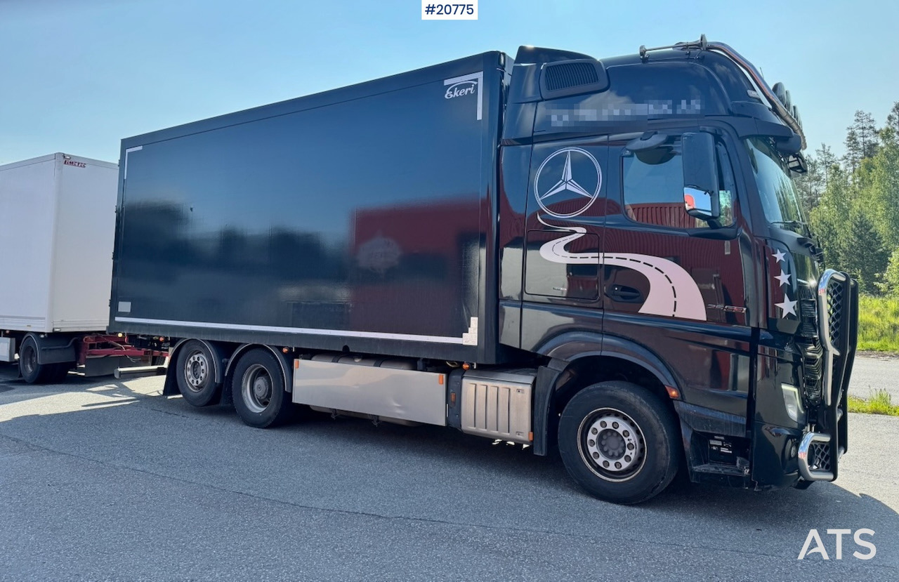 Koffer LKW Mercedes Actros: das Bild 8