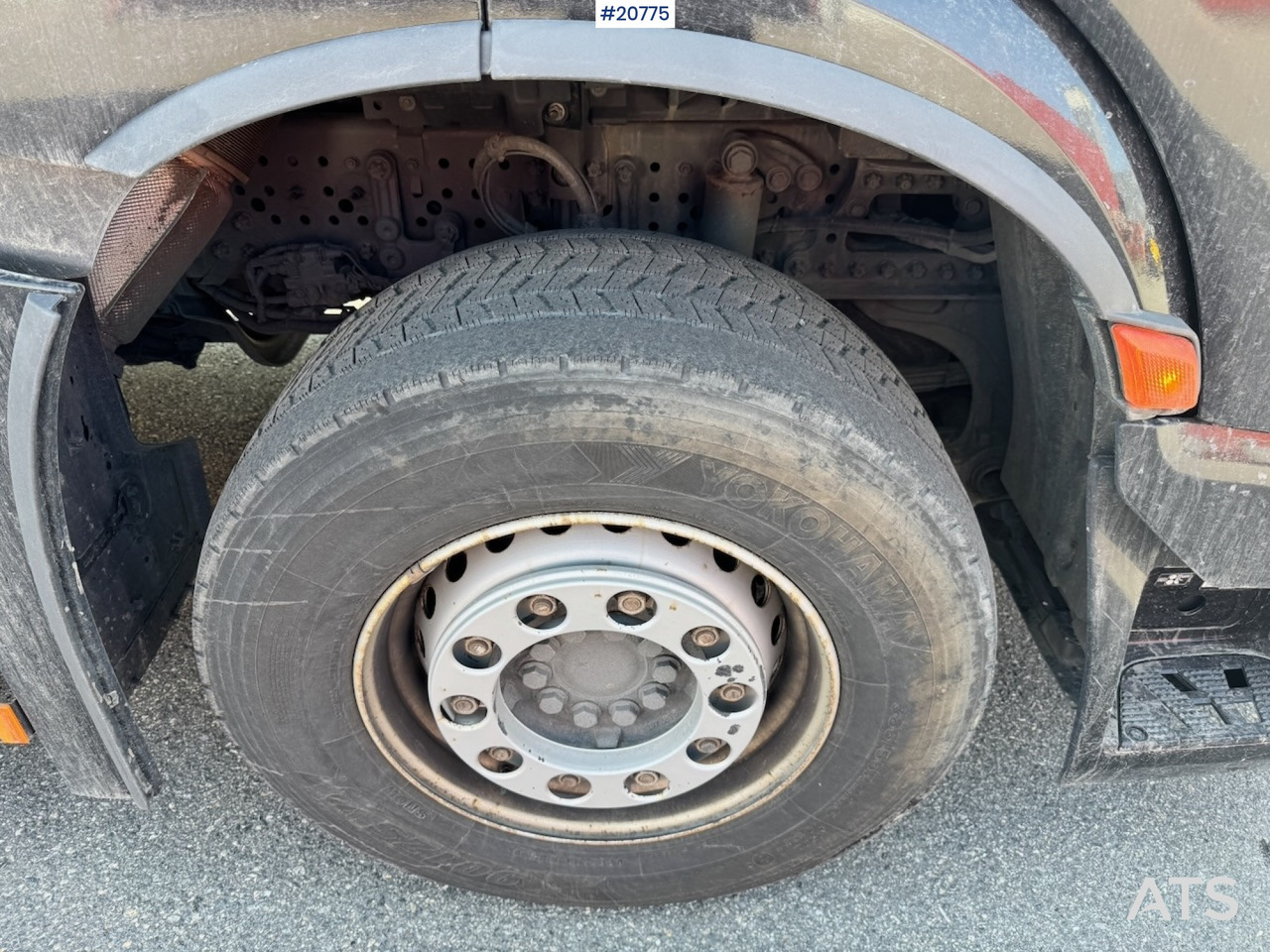 Koffer LKW Mercedes Actros: das Bild 13