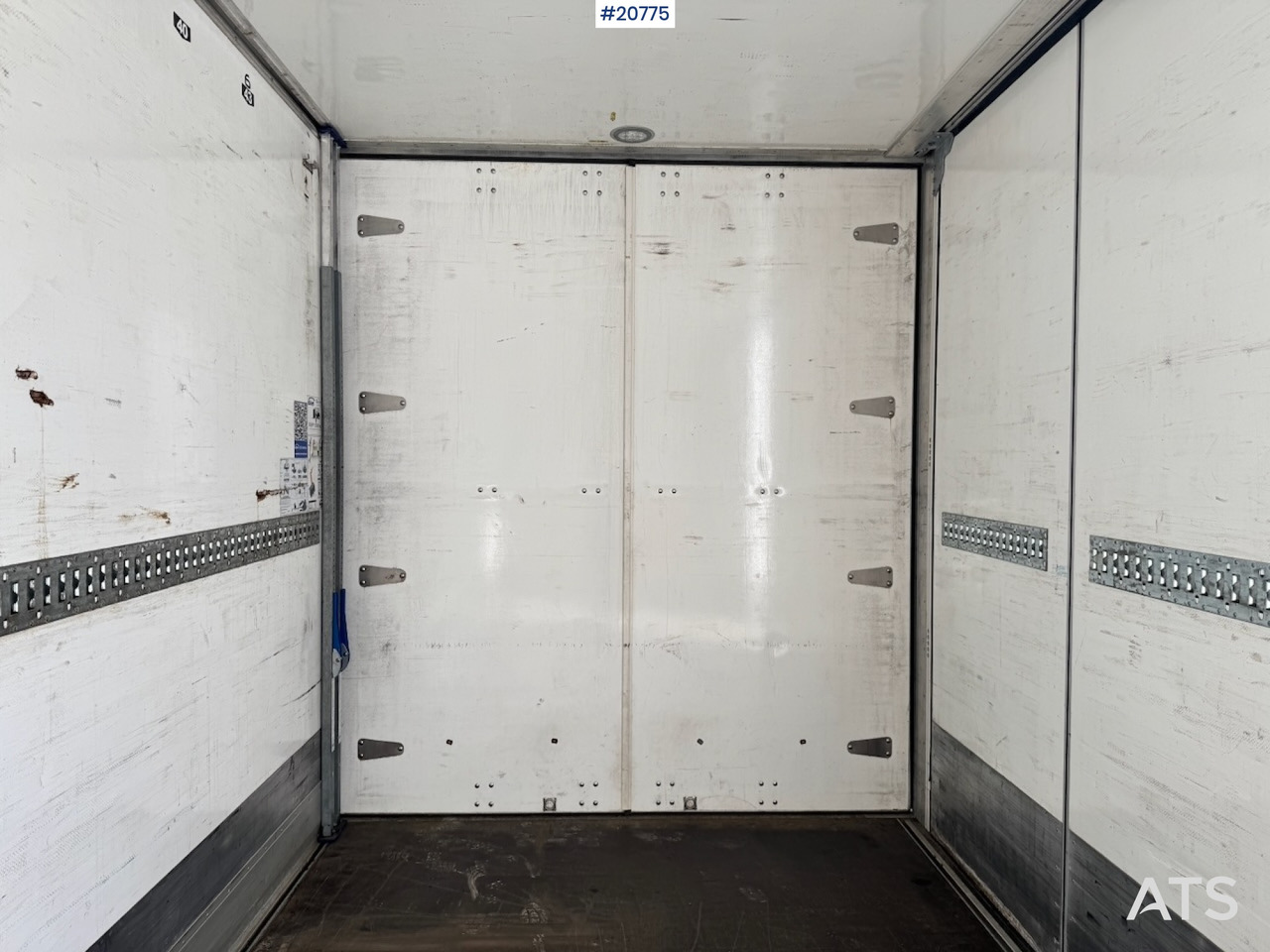 Koffer LKW Mercedes Actros: das Bild 22