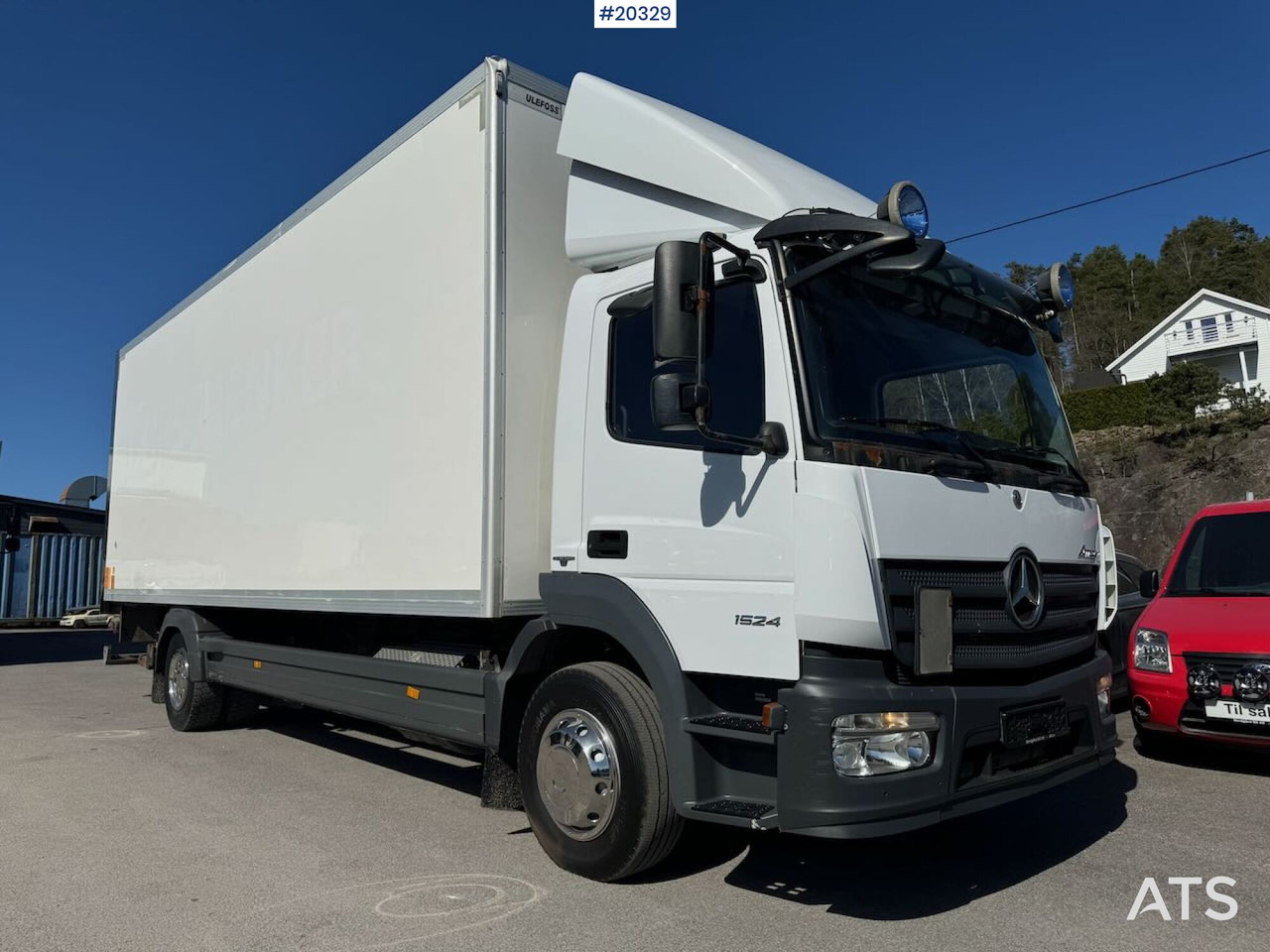 Mercedes Atego 1524 - Koffer LKW: das Bild 2 Mercedes Atego 1524 - Koffer LKW: das Bild 2
