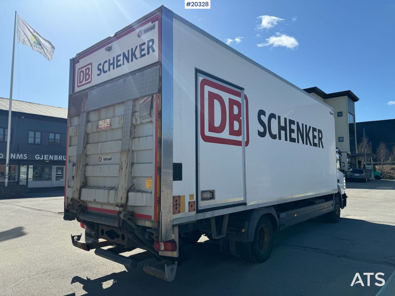 Mercedes Atego 1524 - Koffer LKW: das Bild 4 Mercedes Atego 1524 - Koffer LKW: das Bild 4