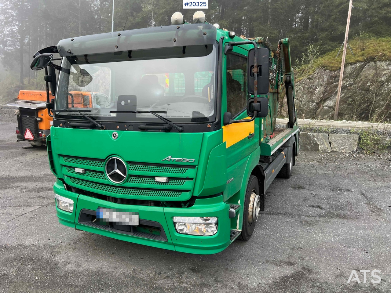 Mercedes Atego 1524 - Absetzkipper: das Bild 2 Mercedes Atego 1524 - Absetzkipper: das Bild 2