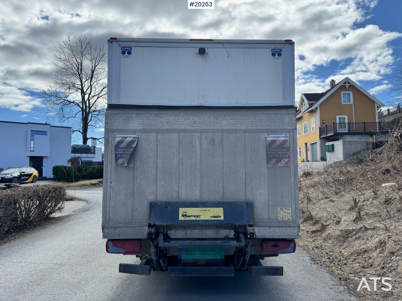 Mercedes Sprinter 8 Pallers - Koffer Transporter: das Bild 4 Mercedes Sprinter 8 Pallers - Koffer Transporter: das Bild 4