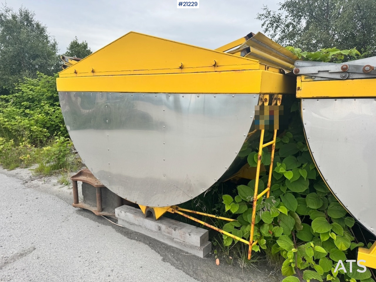 Steinsland Asfaltbalje - Wechselaufbau/ Container, Bitumenspritzmaschine: das Bild 3 Steinsland Asfaltbalje - Wechselaufbau/ Container, Bitumenspritzmaschine: das Bild 3