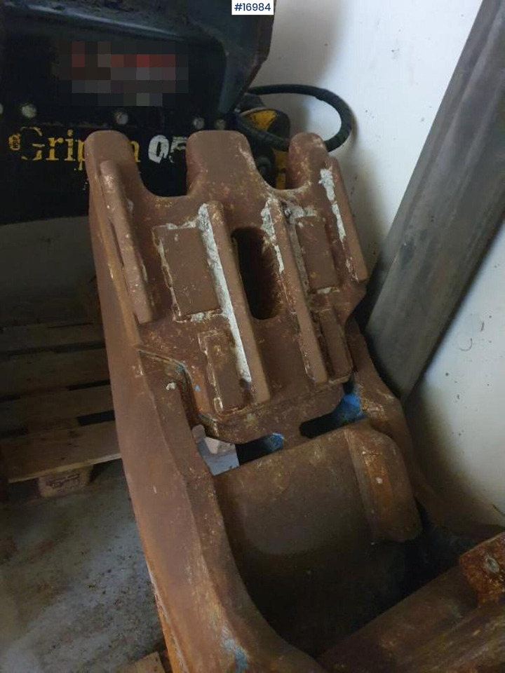 Okada betongsaks - Abbruchschere für Baumaschine: das Bild 4 Okada betongsaks - Abbruchschere für Baumaschine: das Bild 4