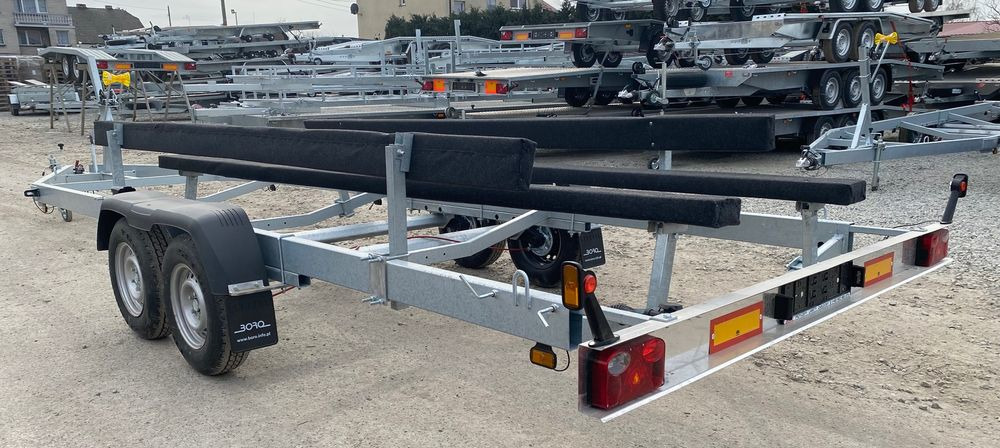 Boro PRZYCZEPA PODŁODZIOWA STYL AMERYKAŃSKI 7,80M - Bootstrailer: das Bild 4 Boro PRZYCZEPA PODŁODZIOWA STYL AMERYKAŃSKI 7,80M - Bootstrailer: das Bild 4