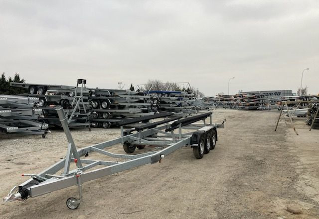 Boro Przyczepa PODŁODZIOWA 7,80M! - Bootstrailer: das Bild 2 Boro Przyczepa PODŁODZIOWA 7,80M! - Bootstrailer: das Bild 2