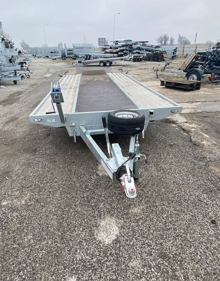 Niewiadów Saturn 4,5 x 2,10 sklejka - Autotransporter Anhänger: das Bild 1 Niewiadów Saturn 4,5 x 2,10 sklejka - Autotransporter Anhänger: das Bild 1