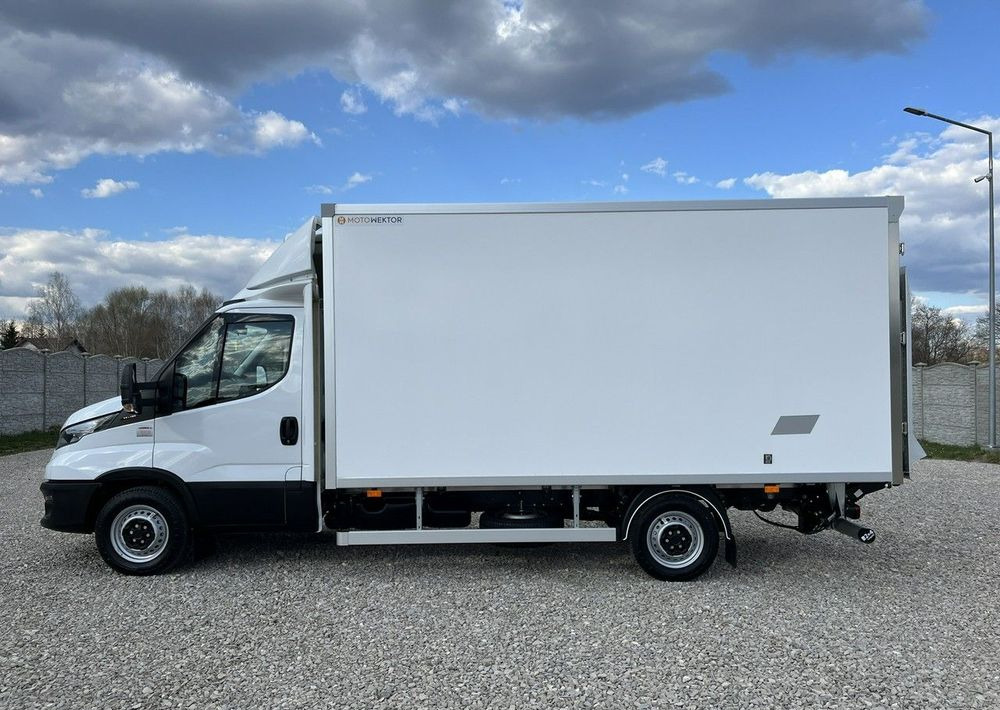 Volkswagen Crafter - Kühltransporter: das Bild 3 Volkswagen Crafter - Kühltransporter: das Bild 3