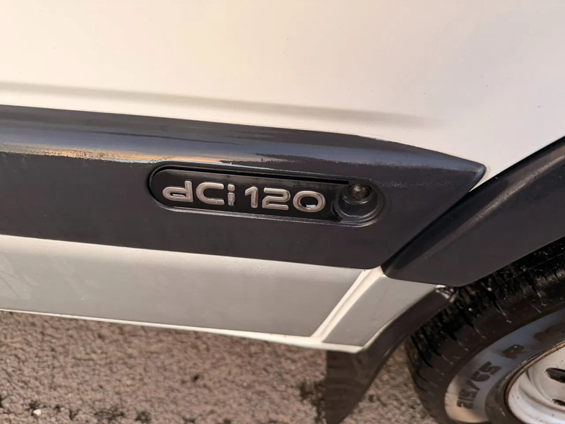 Renault KED Halfintregaal SUN TI - Teilintegriertes Wohnmobil: das Bild 5 Renault KED Halfintregaal SUN TI - Teilintegriertes Wohnmobil: das Bild 5