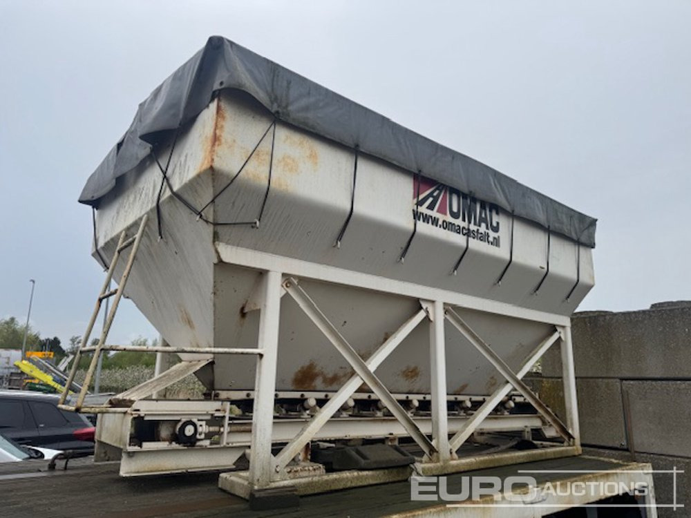 1988 JUMBO TV280C Tri-axle Split Spreader Trailer, Watertank, Hatz 1D41C engine, Conveyorbelt (Dutch Export Docs. Available) - Isotherm Anhänger: das Bild 2 1988 JUMBO TV280C Tri-axle Split Spreader Trailer, Watertank, Hatz 1D41C engine, Conveyorbelt (Dutch Export Docs. Available) - Isotherm Anhänger: das Bild 2