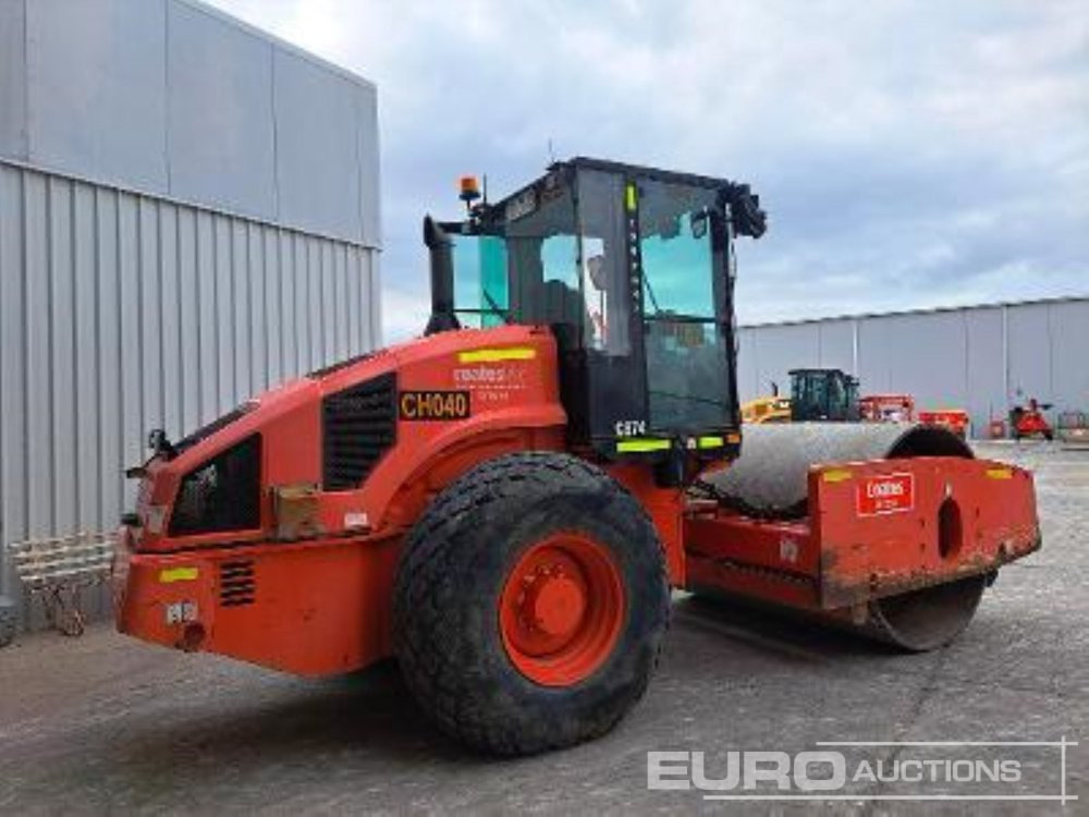 2011 CAT CS74 - Walzen: das Bild 1 2011 CAT CS74 - Walzen: das Bild 1