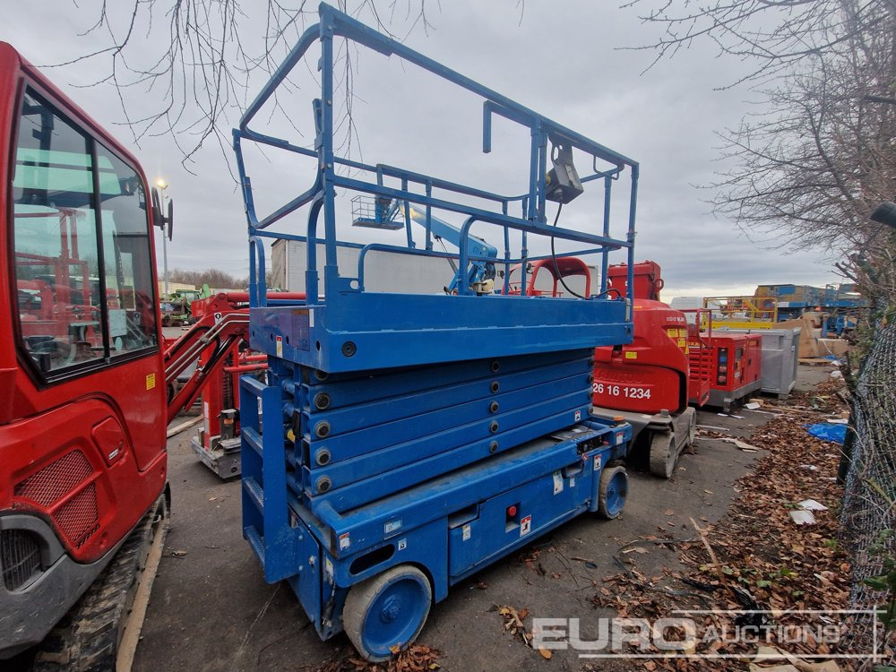 2013 Haulotte Compact 14 - Arbeitsbühne: das Bild 1 2013 Haulotte Compact 14 - Arbeitsbühne: das Bild 1