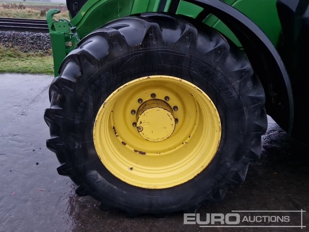 Traktor 2013 John Deere 6190R: das Bild 9